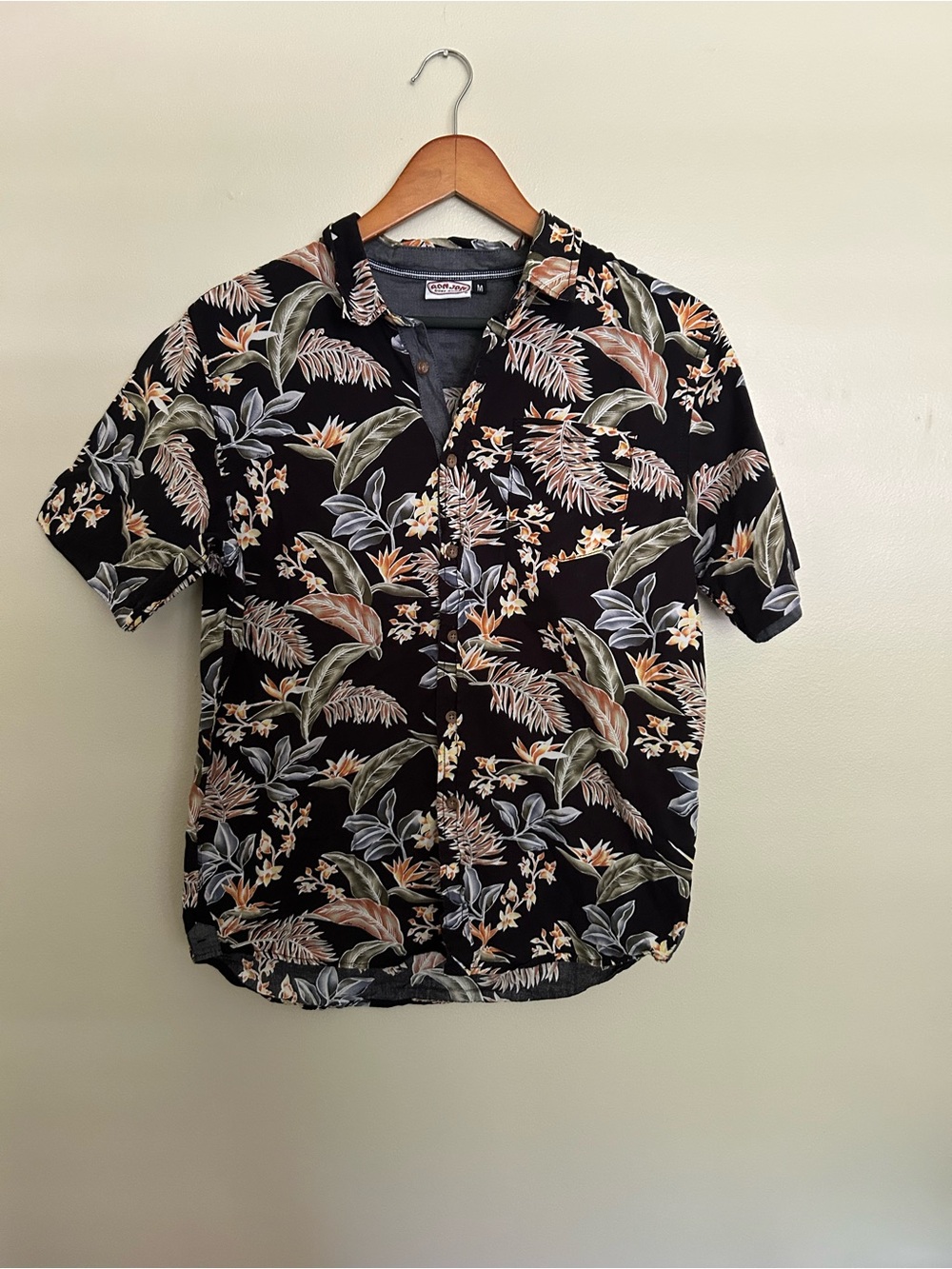 Ron Jon Black Short-Sleeve Tropical Button-Down Shirt